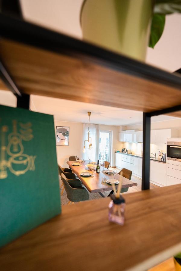 -Zentrale Wohnung-Balkon-Desingerkueche- Билефельд Экстерьер фото