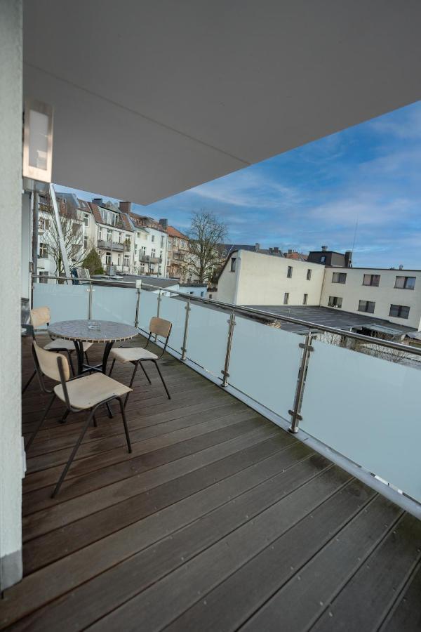 -Zentrale Wohnung-Balkon-Desingerkueche- Билефельд Экстерьер фото